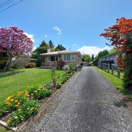3 Bedroom Home By The Reserve Rotorua Eksteriør bilde